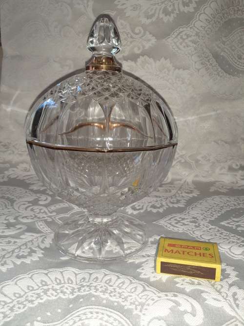 Stunning Crystal Vintage Jewelry bowl
