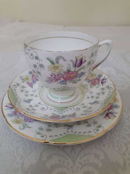 Royal Grafton Ingestre Tea trio
