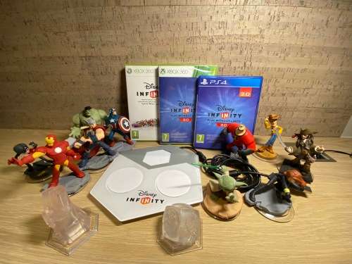 Disney Infinity Xbox360/Ps4 Bundle with 10 Characters Included