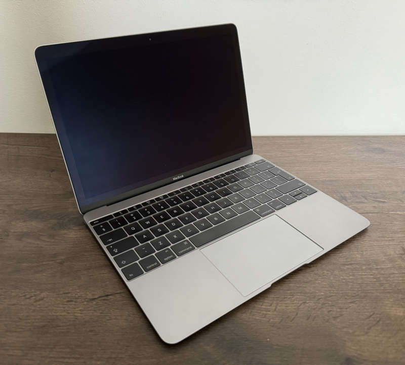 Apple Macbook Laptop | 12` 2K Retina Screen | Ultra portable