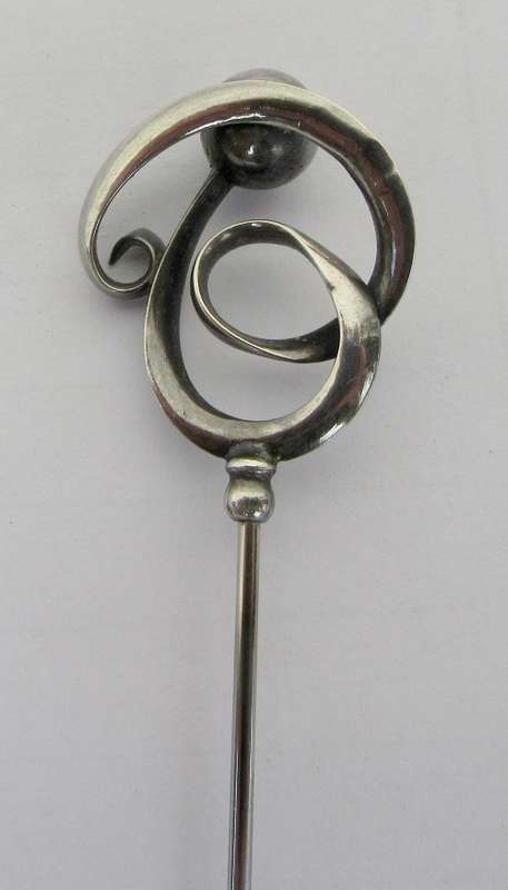 DESIRABLE CHARLES HORNER ART NOUVEAU HAT PIN~FULLY MARKED CHESTER 1907 WOW!!!!
