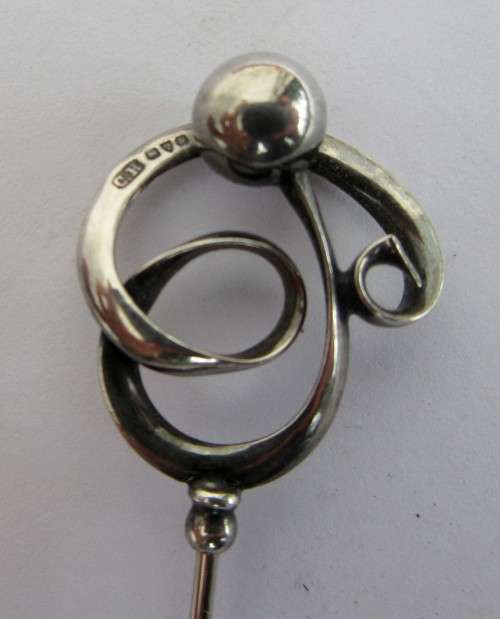DESIRABLE CHARLES HORNER ART NOUVEAU HAT PIN~FULLY MARKED CHESTER 1907 WOW!!!!