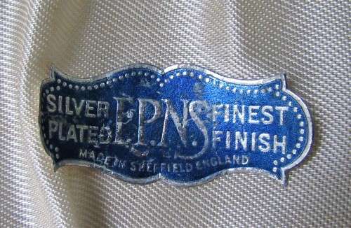 19 piece CASED APOSTLE SP QUALITY SHEFFIELD CAKE FORKS AND PRONG