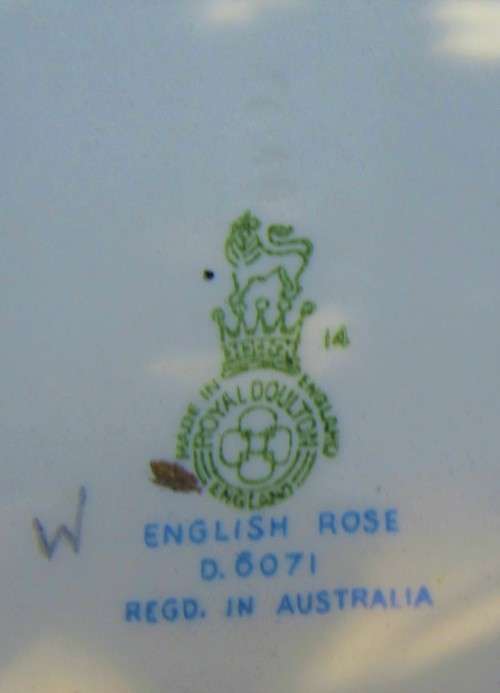 WOW LARGE 55 PIECE VINTAGE 1939/40 ENGLISH ROSE D6071 ROYAL DOULTON SET VALUE R6500.00
