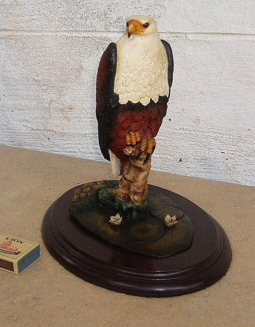 COLLECTABLE FEATHERS OF KNYSNA~LARGE FISH EAGLE SCULPTURE ON BASE~LIMITED EDITION~PERFECT