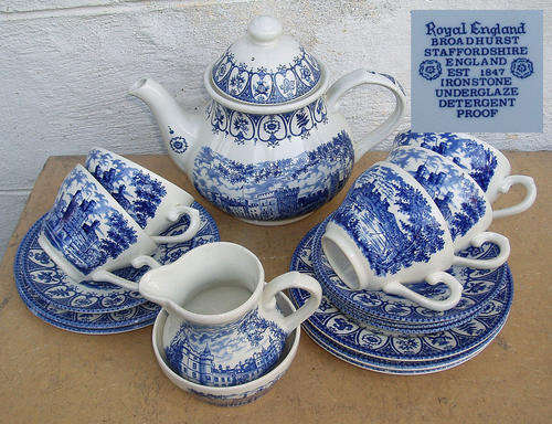 DELIGHTFUL 19 PIECE JAMES BROADHURST COMMEMMORATIVE BLUE & WHITE TEA SET~INCL TEA POT