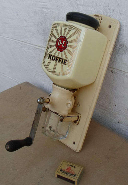 RARE DOUWE EGBERTS KOFFIE GRINDER~COMPLETE BUT READ DESCRIPTION