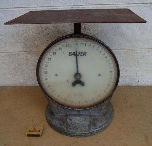 INTERESTING VERY BIG VINTAGE SALTER SCALE~MODEL 250~25kg