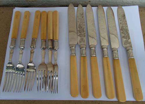 BEAUTIFUL ANTIQUE FRUIT CUTLERY SET~SP WITH PATTERN AND IVORY HANDLES