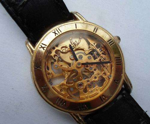 INTERESTING VINTAGE BASE METAL~ACCURIST SKELETON WRIST WATCH~WORKING ORDER