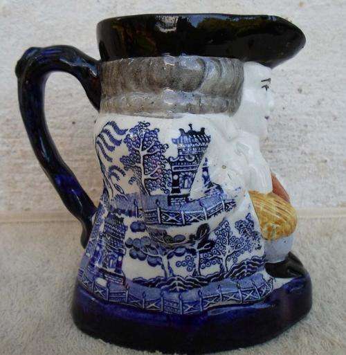 RARE & COLLECTABLE~ANTIQUE VERY VERY OLD SEATED TOBY JUG~WILLOW PATTERN DETAIL!!