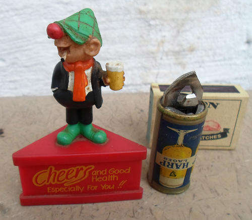 FUN VINTAGE 1980 SCHLEICH W GERMAN ANDY CAPP PLUS HARP LARGER