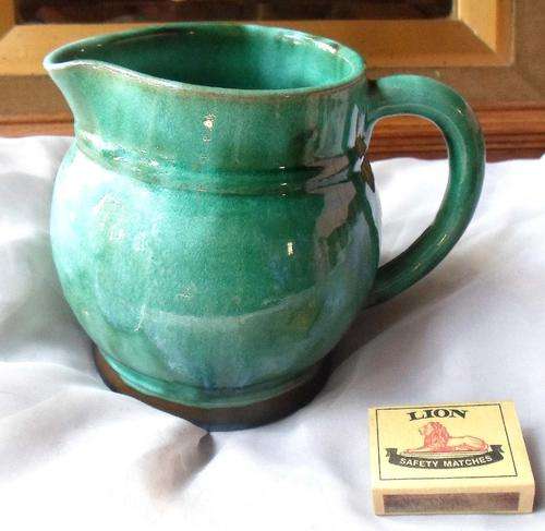 EXCEPTIONAL LARGE VINTAGE LINN WARE JUG~FULLY STAMPED~LIKE NEW VGC