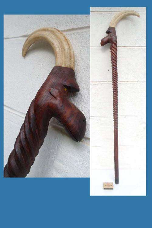 UNUSUAL VINTAGE SOLID HARDWOOD WALKING STICK~WARTHOG TUSK HANDLE~VGC