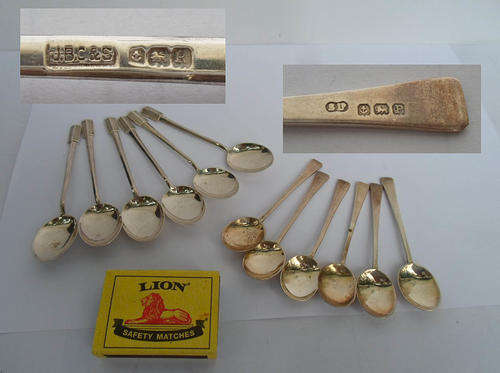 BOXED SET OF 12 VINTAGE STERLING HALLMARKED SPOONS