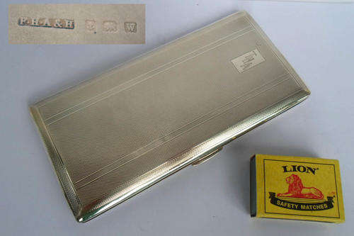 LARGE VERY HEAVY OBLONG STERLING SILVER HALLMARKED CIGARETTE CASE~IMRESSIVE 274. GRAMS