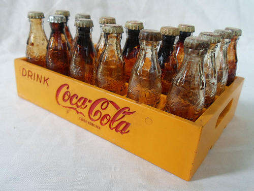 MINIATURE 24 BOTTLE COCA-COLA CRATE~REQUIRES MORE BOTTLES