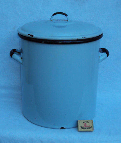 MARCH MADNESS~R1 START~HUGE OLD ENAMEL FLOUR BIN~TWIN HANDLES~LID