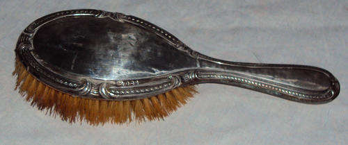 OLD DRESSING TABLE BRUSH~HALL MARKED SILVER 1914~USE AND DISPLAY~R1 START