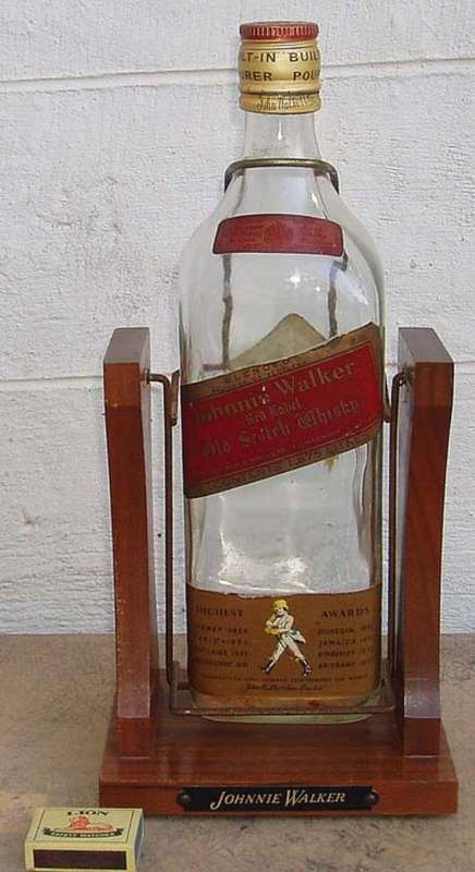 R1 START~VINTAGE GENUINE~JOHNNIE WALKER RED LABEL~WOODEN BOTTLE STAND~ORIGINAL BOTTLE~WOW!!!