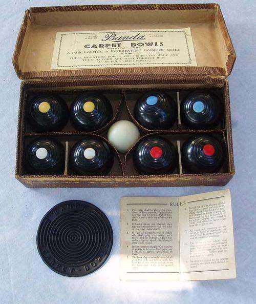 WACKY WEDNESDAY R1 SALE~AMAZING ORIGINAL~COMPLETE~VINTAGE CARPET BOWLS SET BOXED "BANDA" ENGLAND