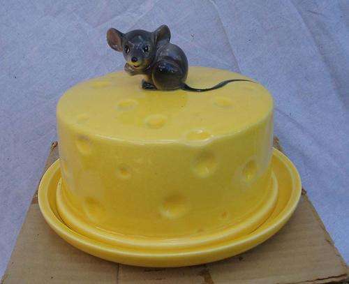 R1 SALE~CUTEST CHEESE DISH AND COVER YOU'VE EVER SEEN~A REAL MUST SEE!!!!!!!!