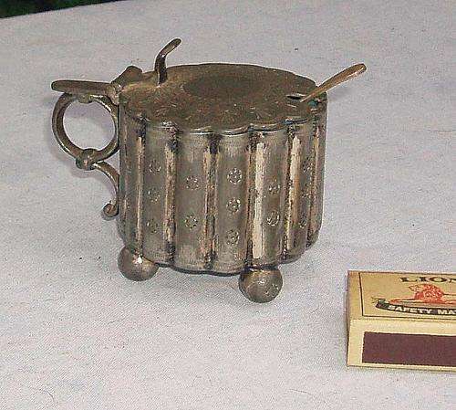R1 AUCTION~DESIRABLE~RENOWNED MAKER~ ANTIQUE LIDDED MUSTARD POT~BUN FEET~RARE PALE BLUE LINER~SPOON