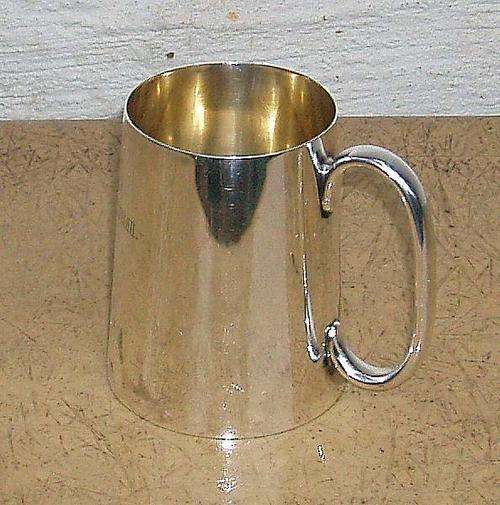SOLID HALL MARKED SILVER~I/2 PINT TANKARD~SHEFFIELD 1903~FAMOUS/RESPECTED ENGLISH MAKER~160 GRMS+
