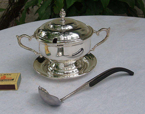 DELIGHTFUL SP SAUCE TUREEN LIDDED ON TRAY~ORNATE HANDLES~QUALITY DOUBLE POURING LADLE