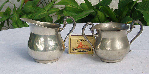 CHARMING VINTAGE REAL DUTCH POLISHED PEWTER~CREAMER & MILK JUG
