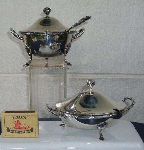 DELIGHTFUL MINIATURE VINTAGE MAPPIN & WEBB ENTREE DISHES, COVERS, LINERS, RAMS FOOT LEGS