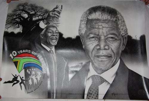 Award winning Original Pencil MANDELA ART! by Well known SA artist: Dawie Mocke edition: 70/100