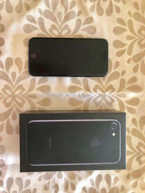 Apple iPhone 7 128GB Jet Black - PERFECT CONDITION