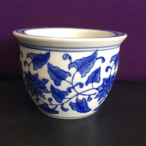 BEAUTIFUL TWO CHINESE BLUE and WHITE CONTAINERS MADE IN CHINA