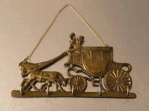 BRONZE COACHMAN KEY HOLDER WITH CHAIN