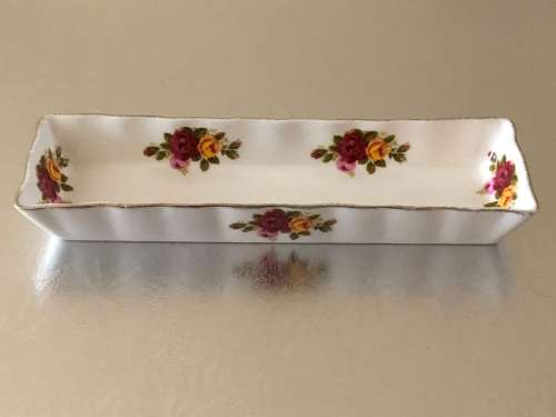 FINE BONE CHINA `COTTAGE ROSE` TRAY