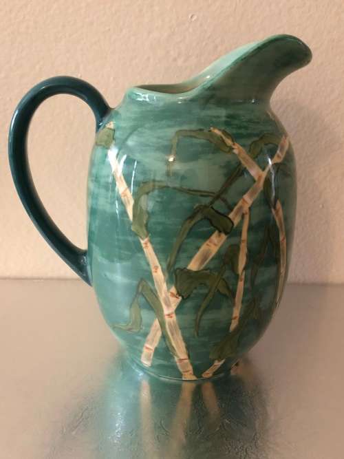 STUNNING HAND PAINTED GLAZED CERAMIC KINGFISHER JUG/PITCHER