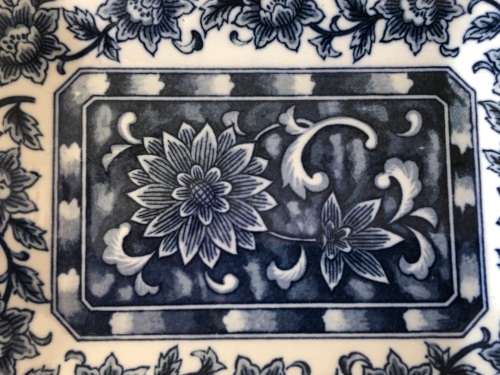 GENUINE IMPERIAL IMARI PLATE WITH LABEL