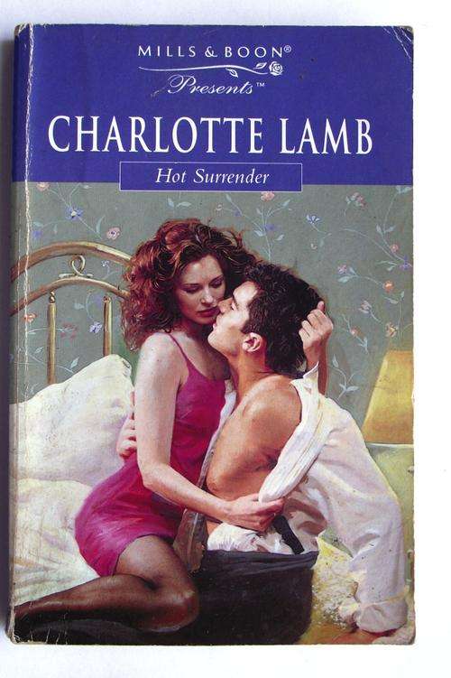 Mills & Boon: Presents: HOT SURRENDER