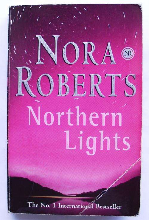 Nora Roberts: NORTHERN LIGHTS