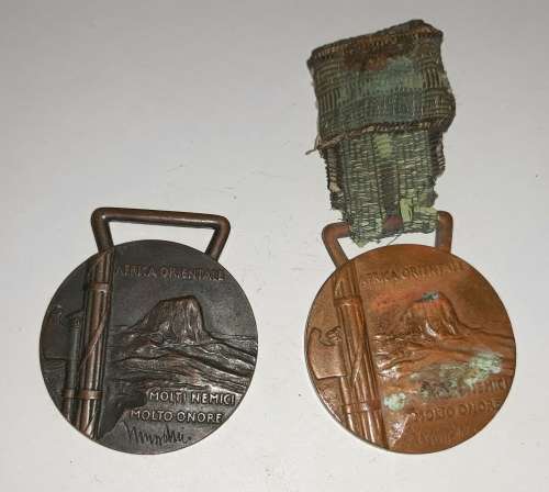 Italian African Campaign Molti Nemici Molto Onore Medals