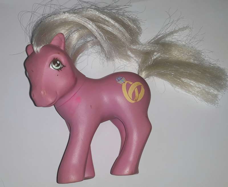 Vintage Hasbro My Little Pony G1 Romance Pony Love Token