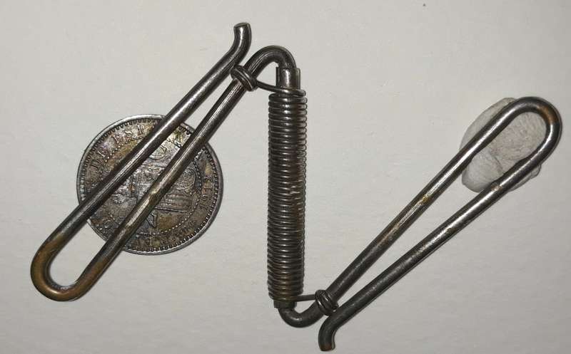 Antique 1912 Spanish 2 Centimos Money Clip