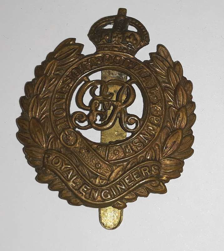 World War One Royal Engineers Cap Badge