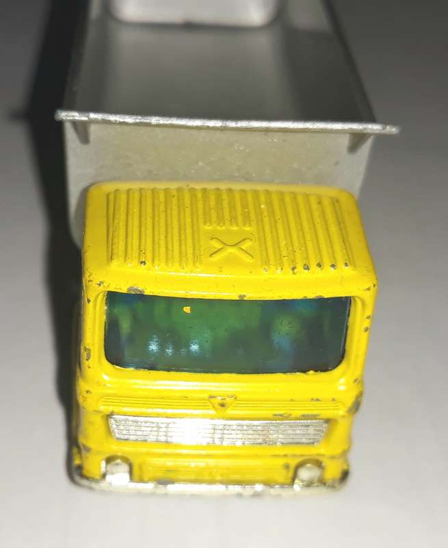 Vintage no 51 Lesney Matchbox 8 Wheel Tipper