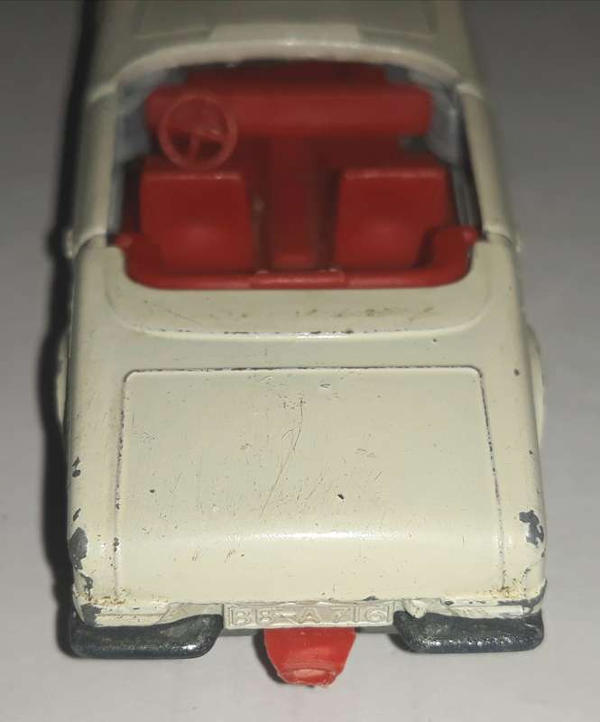 Vintage Lesney Matchbox No 27 Mercedes 230 SL