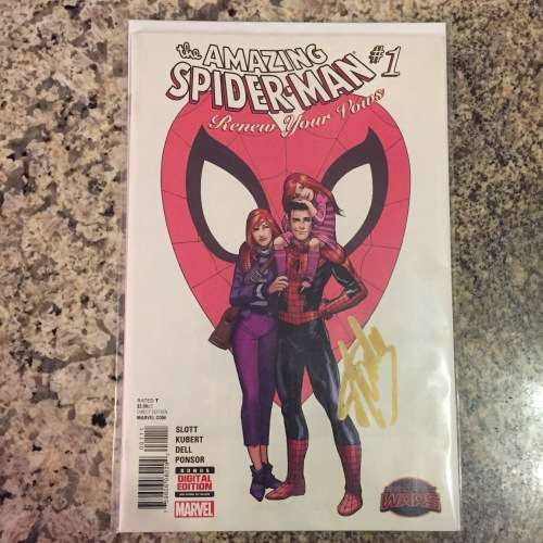 Amazing Spider-Man #1 (Renew your Vows) - signed by Stan Lee