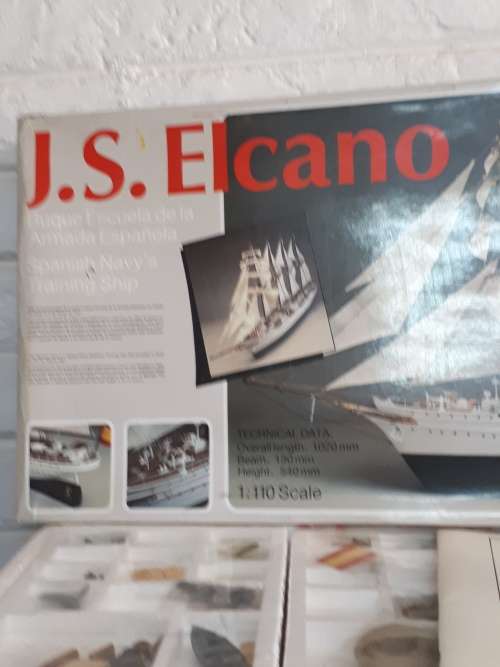 1:110 Scale wooden ship