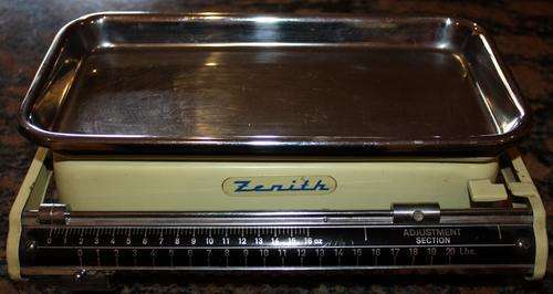 VINTAGE ZENITH KITCHEN SCALE - Made in Germany