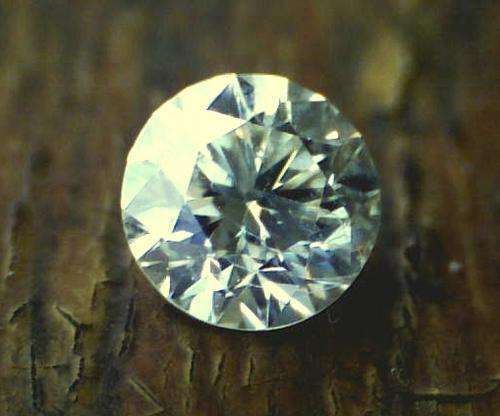 Beautiful engagement quality diamond 0.26 carats - VS1 - Light champagne (C1)